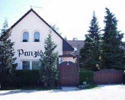 fekete-hollo-panzio- Fekete Holló panzió